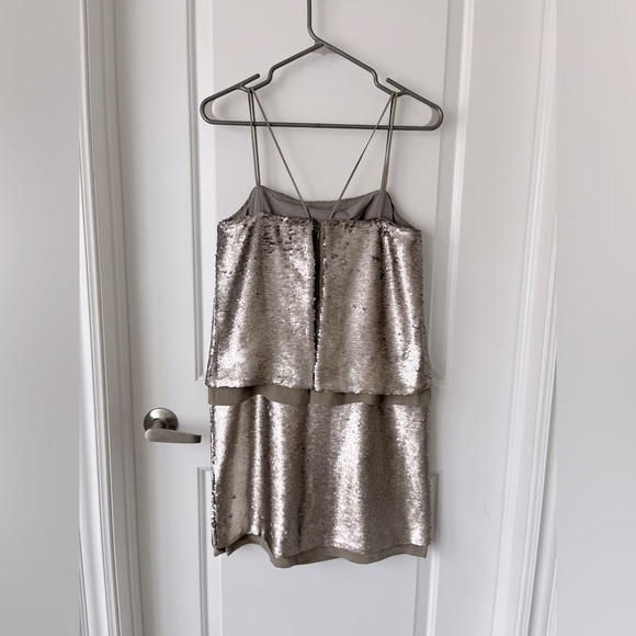 Merona sequin shift dress! Size 2 worn once! Fully lined and amazing quality 🤍 - Picture 2 of 5